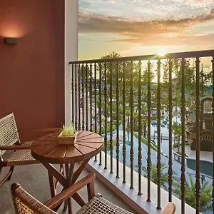Moevenpick ***** Фантхьет